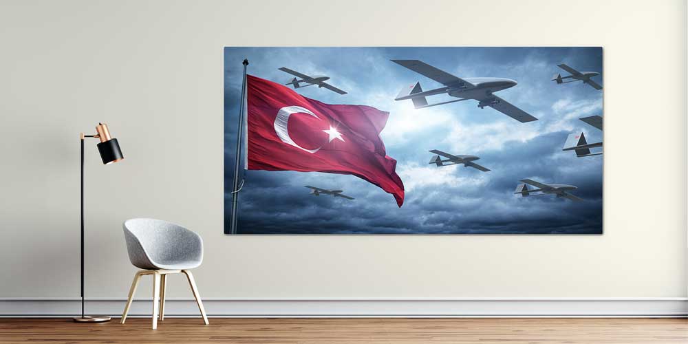 Türk Bayrağı ve İHA Filosu Dekoratif Baskı 11306