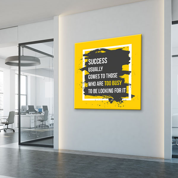 aphorism-wall-posters-3173-03 Başarı Meşgul Olanlara Gelir Motivasyon Tablosu – 3173