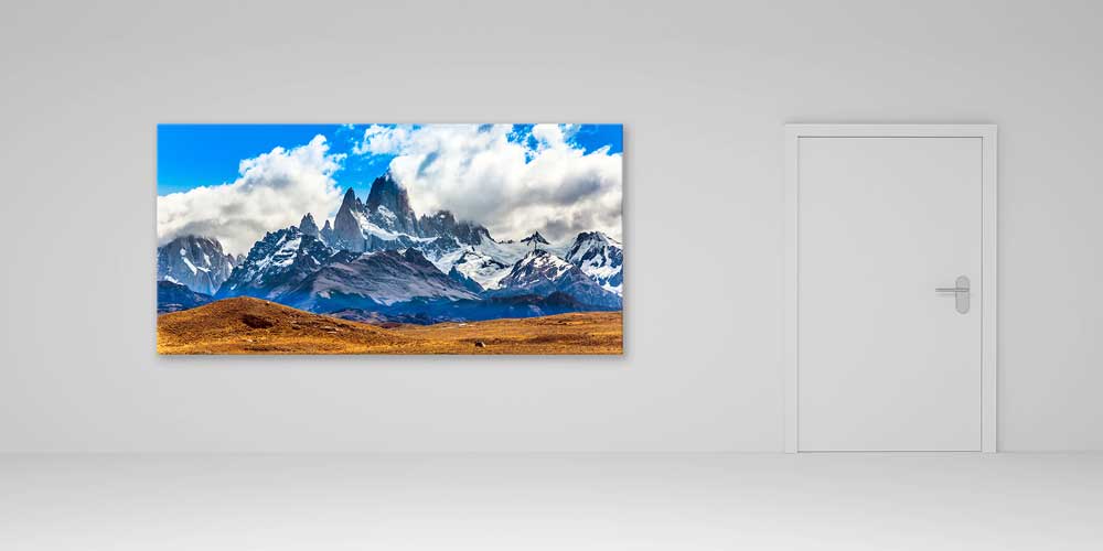 Keskin Zirveler ve Bulutlu Dağ Manzarası Büyük Ebat Duvar Dekoru 14111