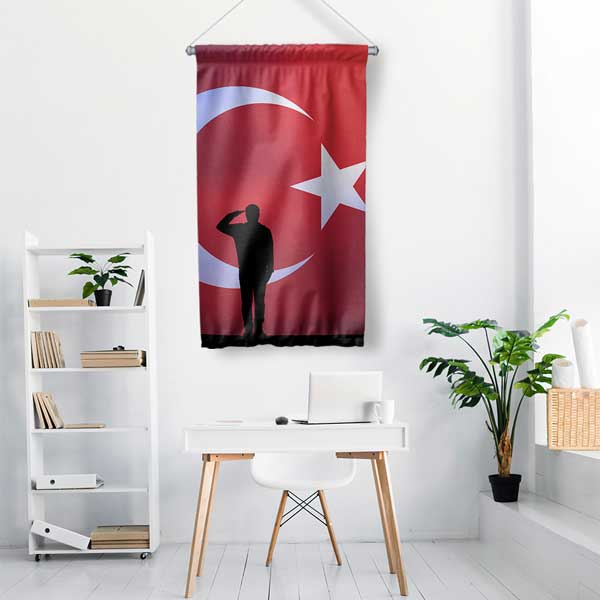 Asker Duvar Flaması | Türk Bayrağı ve Selam Duran Asker 11159