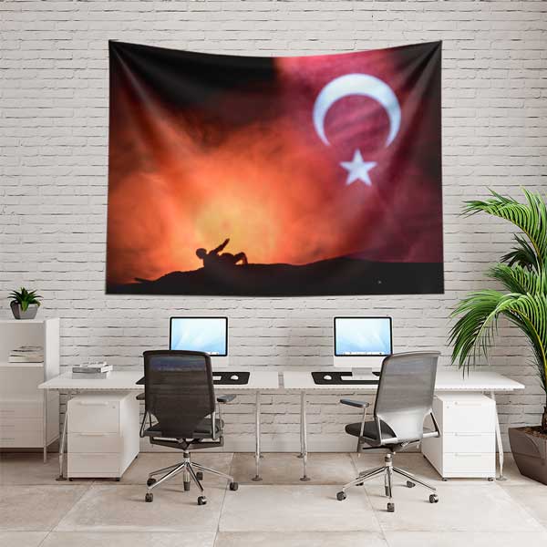 Türk Bayrağı ve Asker Silüeti Duvar Örtüsü 11090