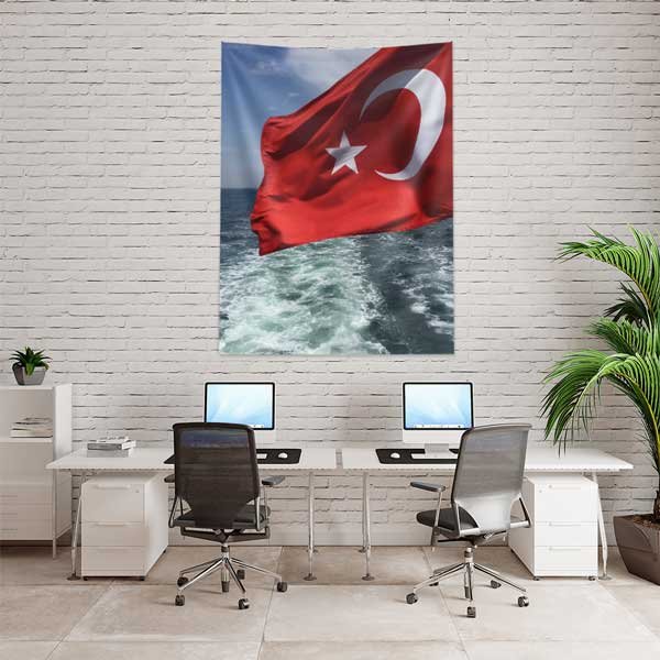 Dalgalanan Türk Bayrağı ve Tekne İzli Deniz Duvar Örtüsü 11132