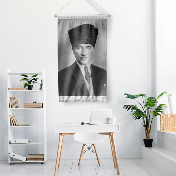 Atatürk Siyah Beyaz Portre Duvar Flaması Kumaş Baskı 6234