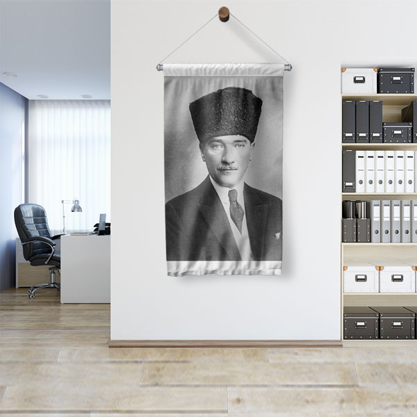 Atatürk Siyah Beyaz Portre Duvar Flaması Kumaş Baskı 6234