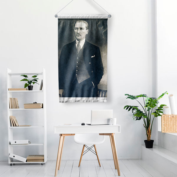 Atatürk Şık Takım Elbiseli Portre Duvar Flaması Kumaş Baskı 6221
