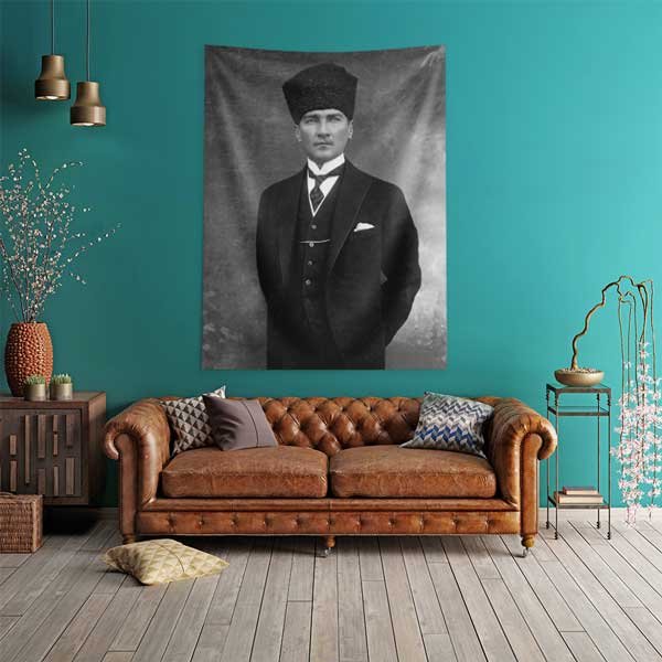 ataturk-duvar-flamasi-14325-02 Atatürk Klasik Poz Siyah Beyaz Duvar Örtüsü Kumaş Baskı 14325