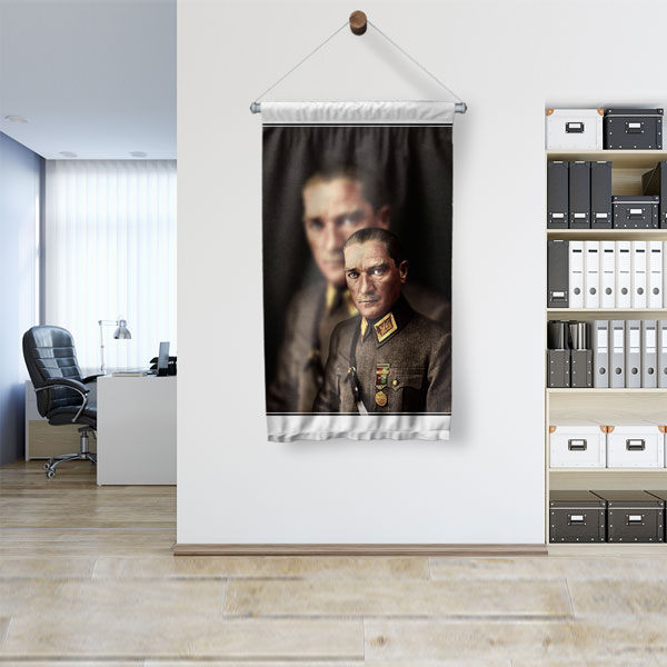 ataturk-duvar-flamasi-6233-03 Atatürk Askeri Üniformalı Duvar Flaması Kumaş Baskı 6233