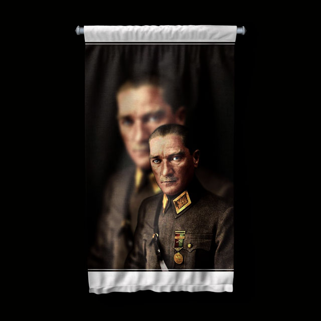 ataturk-duvar-flamasi-6233-04 Atatürk Askeri Üniformalı Duvar Flaması Kumaş Baskı 6233