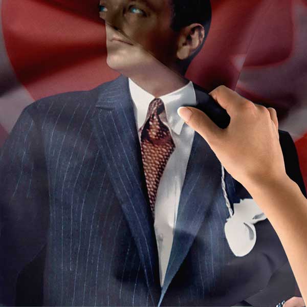 Atatürk ve Türk Bayrağı Duvar Örtüsü Kumaş Baskı 14322