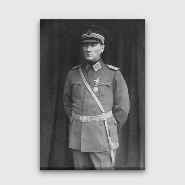 ataturk-duvar-tablo-6183-00 Atatürk Genç Subay Portresi Kanvas Tablo 6183