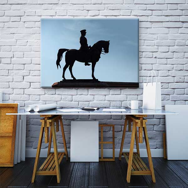 ataturk-duvar-tablolar-11249-02 Atatürk ve Atlı Heykeli Silüeti Kanvas Tablo - Mavi Gökyüzü – 11249