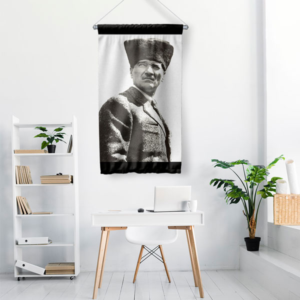 Atatürk Asil Bakışlı Portre Duvar Flaması Kumaş Baskı 6223