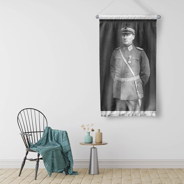 Atatürk Askeri Üniformalı Duvar Flaması Kumaş Baskı 6226
