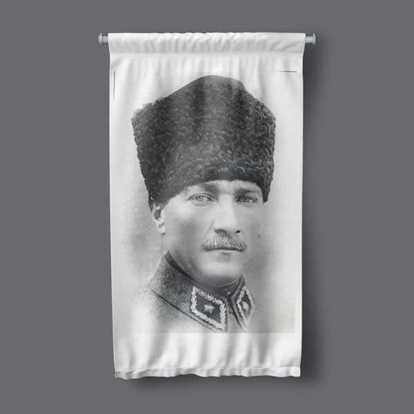 Atatürk Klasik Portre Duvar Flaması – Siyah Beyaz Kumaş Baskı 14319
