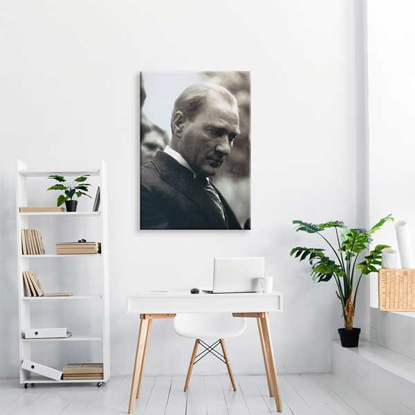 Düşünceli Atatürk Portre Kanvas Tablo 13942