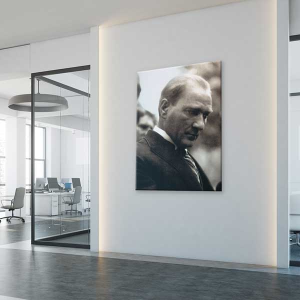 Düşünceli Atatürk Portre Kanvas Tablo 13942