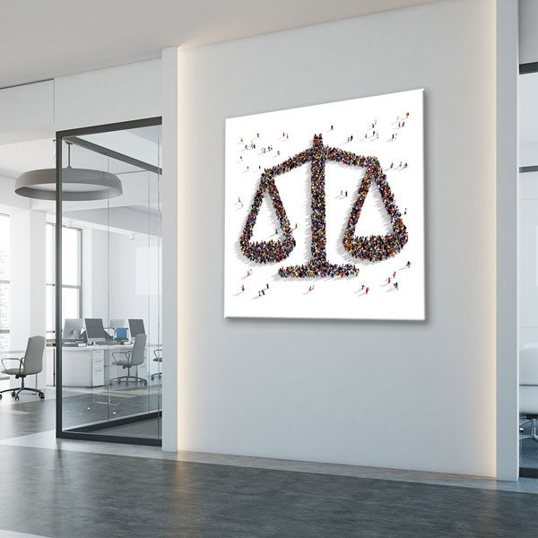 Topluluk ile Adalet Terazisi Şekilli Kanvas Tablo – 5269