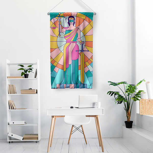 Renkli Lady Justice Tasarımlı Duvar Flaması 5320