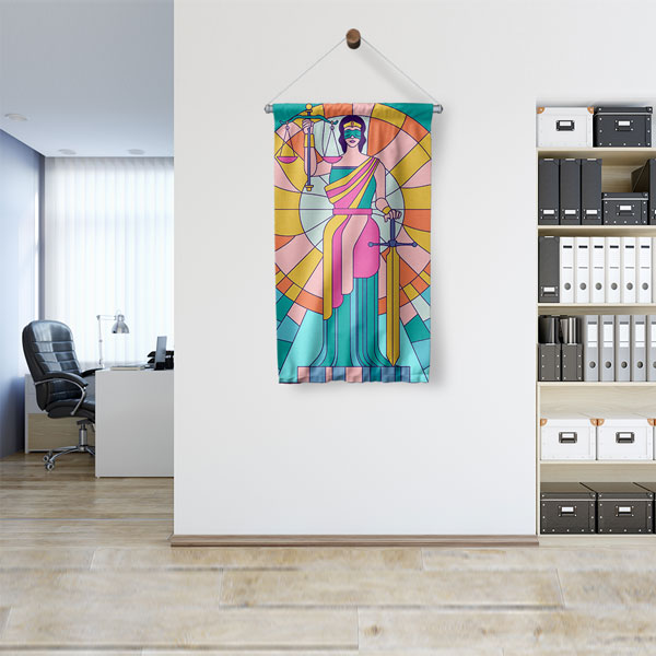 Renkli Lady Justice Tasarımlı Duvar Flaması 5320
