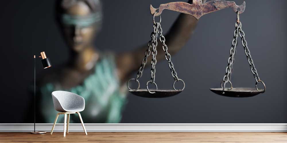 Adalet Terazisi Temalı Hukuk Duvar Kağıdı – Hukuk Büroları için Dekoratif Tasarım 5281