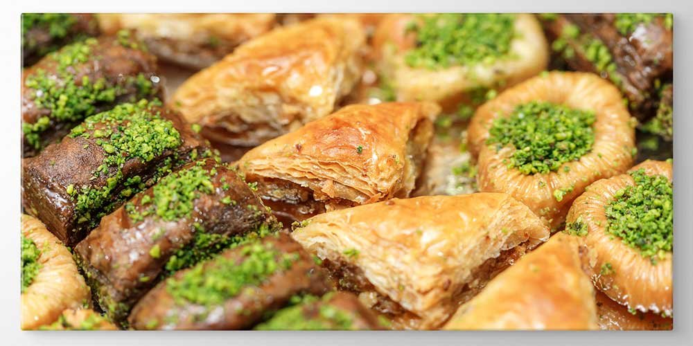 baklava-duvar-tablosu-12464-04 Baklava ve Fıstık Detaylı Büyük Ebat Duvar Dekoru – 12464