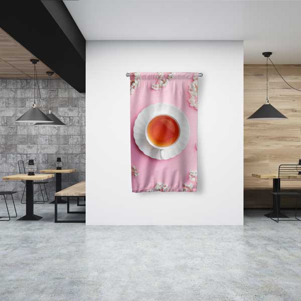 Pembe Çay Fincanı Desenli Duvar Flaması 12619