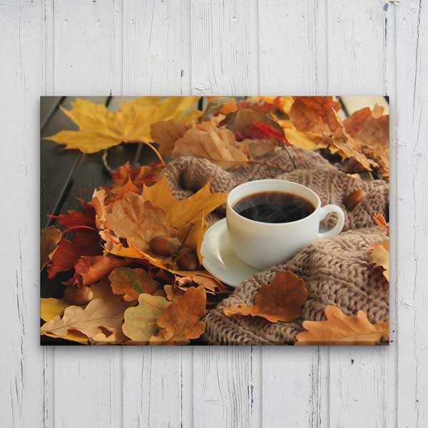 cafe-wall-decor-art-12214-05 Sonbahar Yaprakları Arasında Kahve Kanvas Duvar Tablosu – 12214