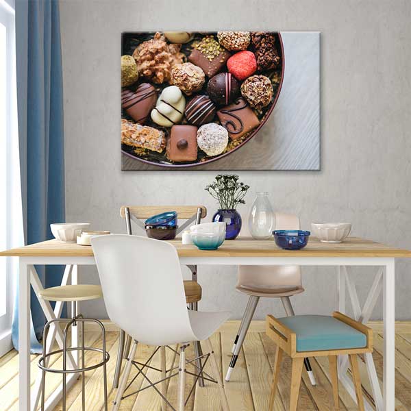 Çikolata Kutusu Tasarımlı Kanvas Duvar Tablosu – 12202