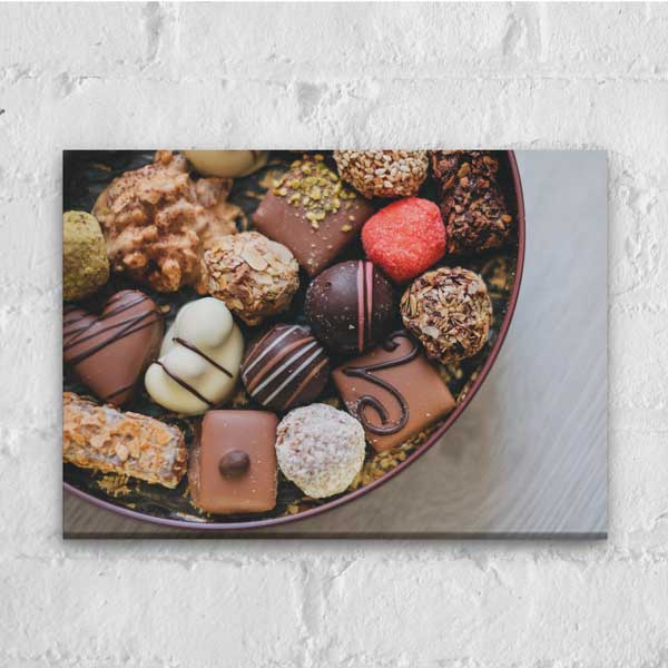 Çikolata Kutusu Tasarımlı Kanvas Duvar Tablosu – 12202