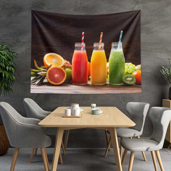 Taze Meyve Suları Temalı Kafe Duvar Tablosu – Renkli Smoothie Şişeleriyle Dekoratif Tasarım 12556