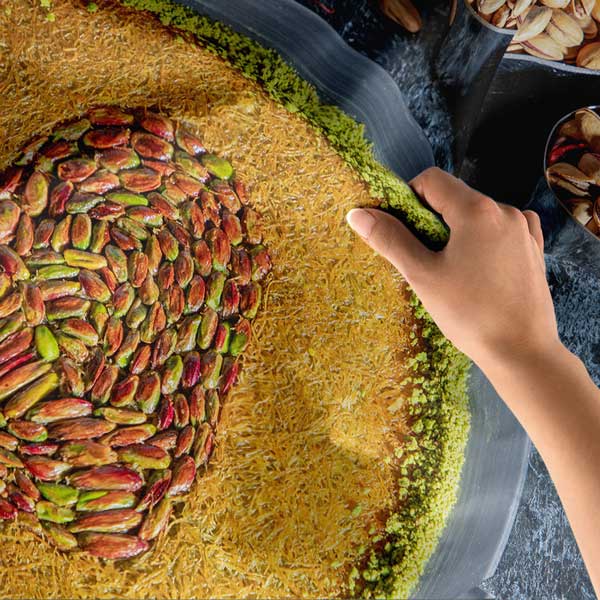 Fıstıklı Künefe Temalı Duvar Örtüsü 12576