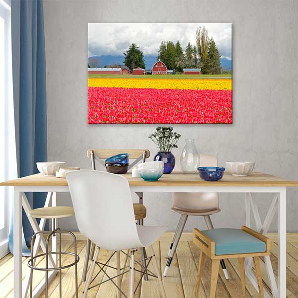 canvas-art-decor-13583-03 Renkli Lale Tarlaları ve Çiftlik Manzarası Kanvas Tablo 13583