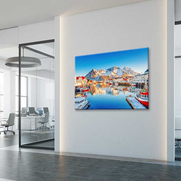 Karlı Dağlar ve Renkli Liman Manzarası Fotoğraf Sanatı Kanvas Tablo 13629