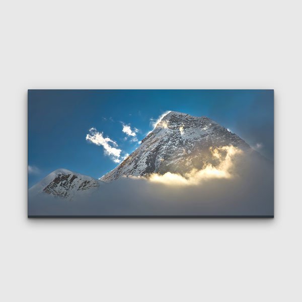 Bulutlar Arasında Karlı Dağ Zirvesi Kanvas Tablo – 13644