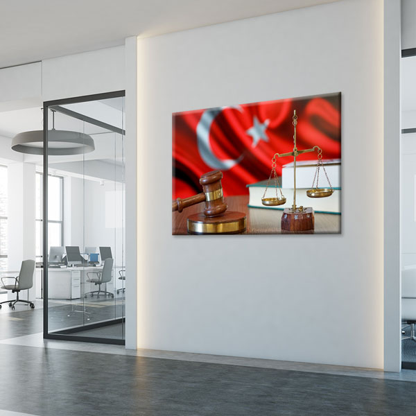 canvas-wall-art-5260-02 Türk Bayraklı Adalet Terazisi ve Hakim Tokmağı Temalı Kanvas Tablo – 5260