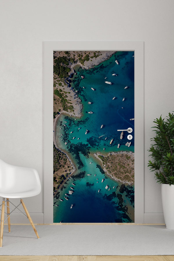 school,class,door,decoration Turkuaz Koy ve Tekneler Manzaralı Kapı Giydirme 9850