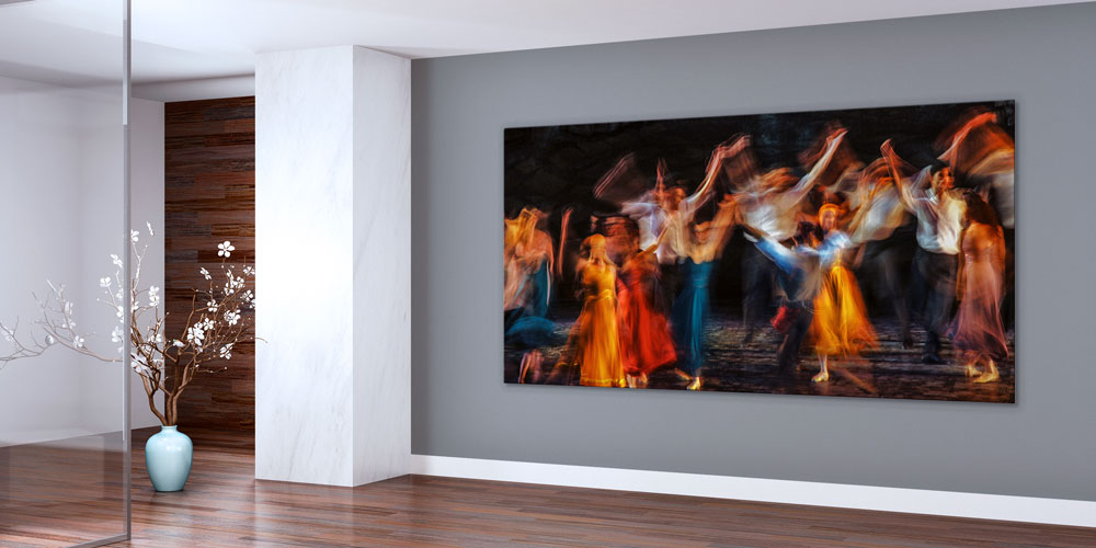 Bu büyük ebatlı duvar dekoru dansın enerjisini ve 7970