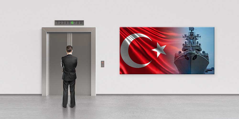 Türk Bayraklı Savaş Gemisi Duvar Panosu 11294