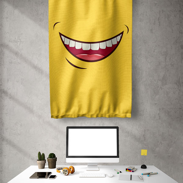 Diş Klinikleri Duvar Flaması – Renkli Diş Fırçası Desenli Kumaş Baskı 6032