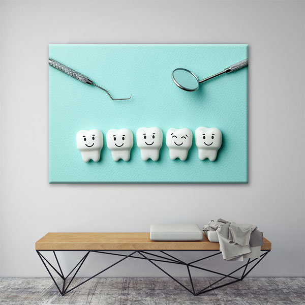 Sevimli Diş Karakterleri ve Dental Aletler Temalı Kanvas Duvar Tablosu – 5984
