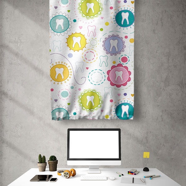 Diş Klinikleri İçin Renkli Diş Motifli Duvar Flaması 6033