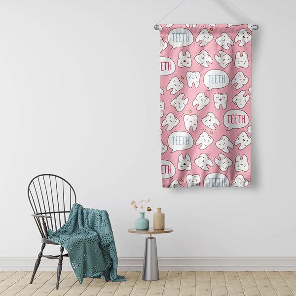 Diş Klinikleri İçin Pembe Desenli Diş Temalı Duvar Flaması 6036