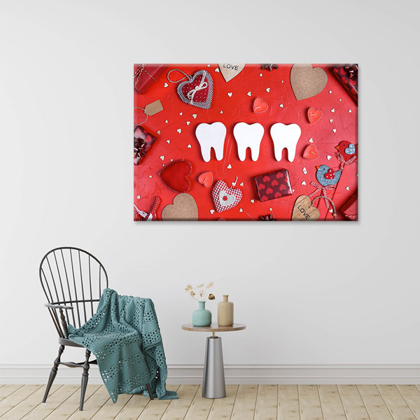 Kalp ve Diş Figürleri Temalı Kanvas Duvar Tablosu – 5980