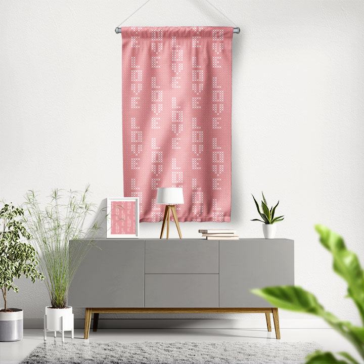 Pembe LOVE Desenli Romantik Duvar Flaması 4561