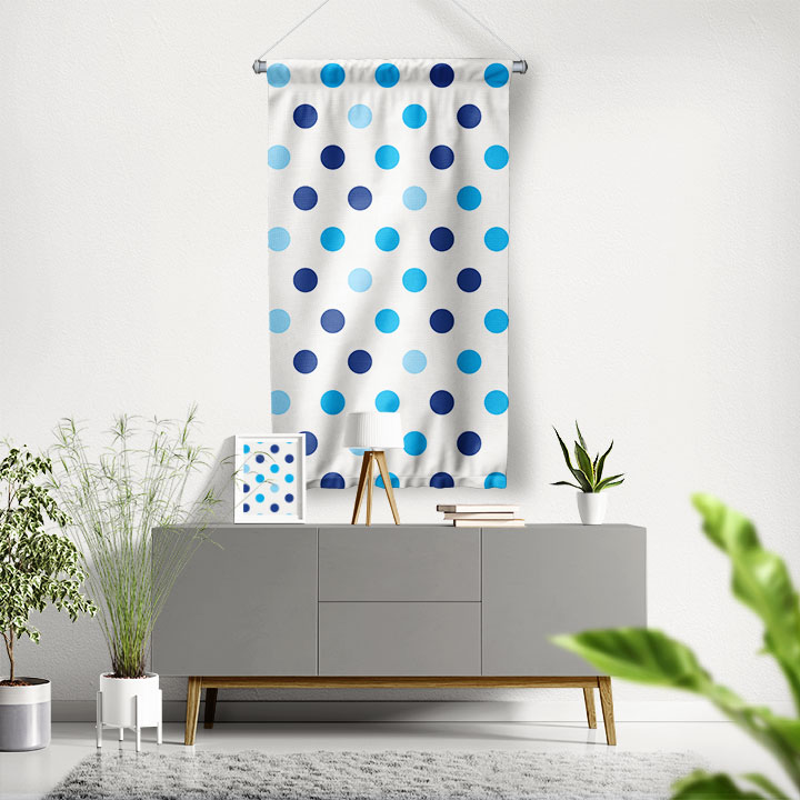 Mavi Tonlarda Puantiyeli Marin Duvar Flaması 4661