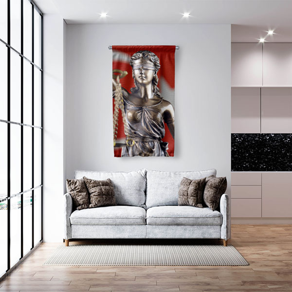 Adalet Heykeli ve Türk Bayrağı Tasarımlı Hukuk Ofisi Duvar Flaması 5315