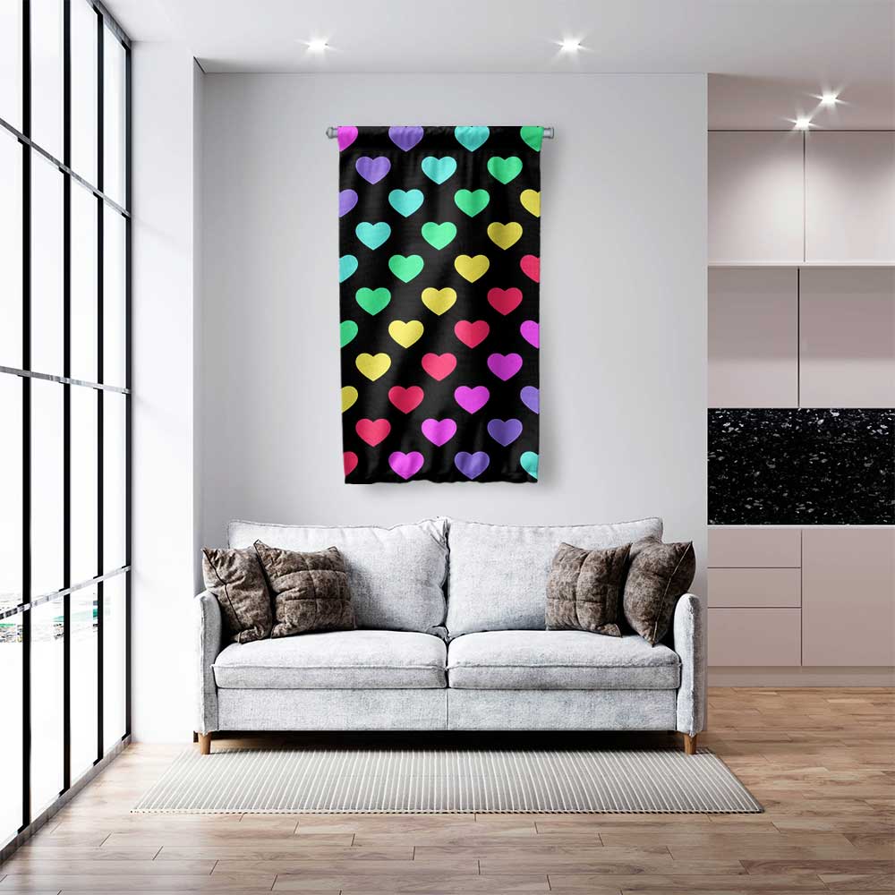 Renkli Kalp Desenli Modern Romantik Duvar Flaması 4550