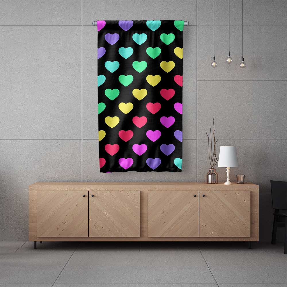 Renkli Kalp Desenli Modern Romantik Duvar Flaması 4550