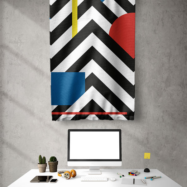 Modern Siyah Beyaz Çizgili ve Renkli Geometrik Duvar Flaması 5624