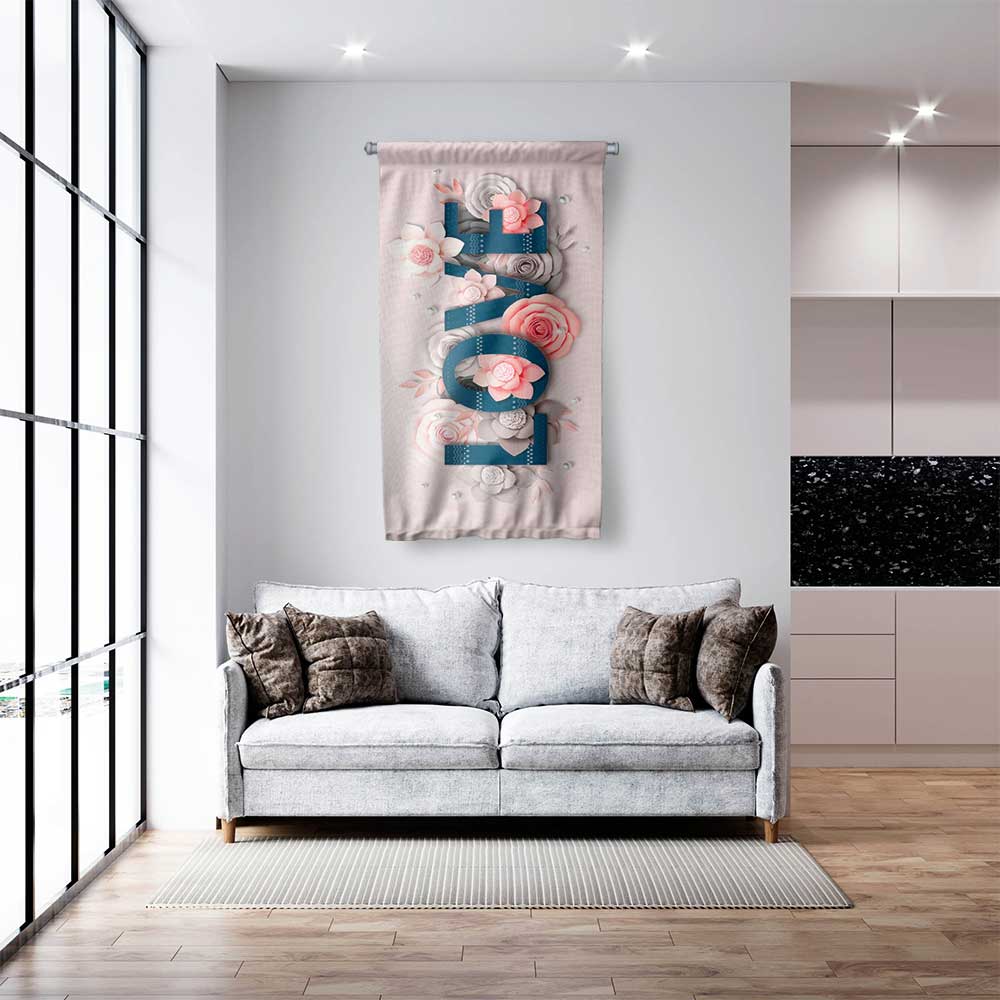 Çiçek Tasarımlı LOVE Yazılı Romantik Duvar Flaması 4547